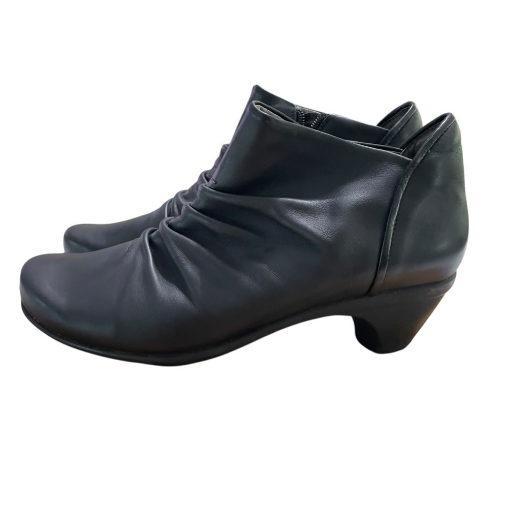 Naot Leather Ankle Booties Black Heeled Boots Side Zip size 41 US 10-10.5